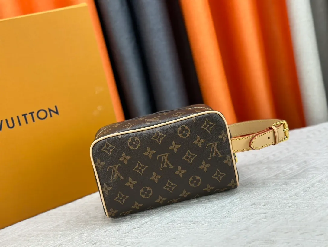 All Categories Official Website "Brand Women's Bags" Women's Bags 💙 LV 2024 New LV Cosmetic Bag