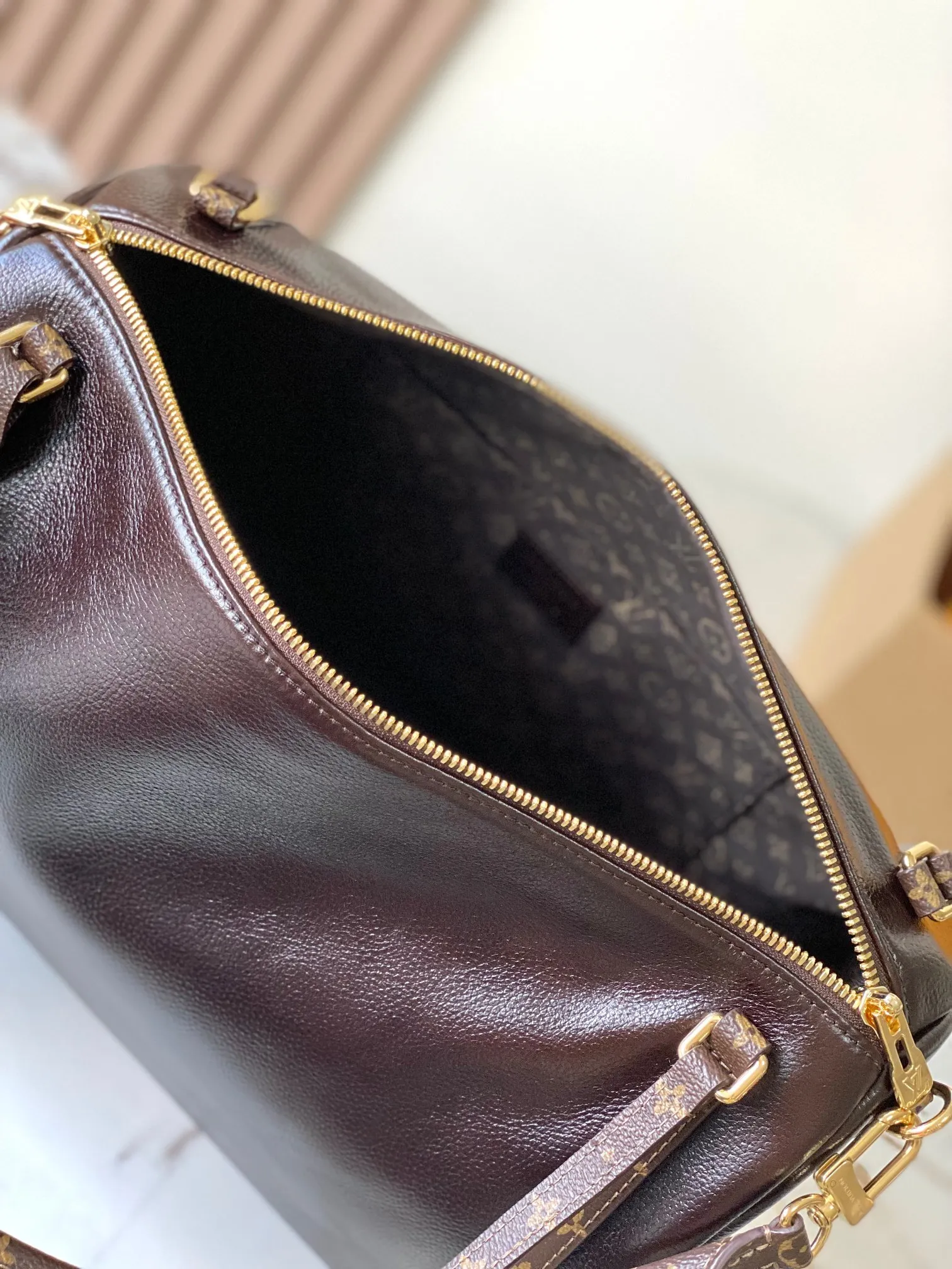 All Categories Official Website "Brand Women's Bags" Women's Bags 💙 LV 2026 New LV Crossbody Bag