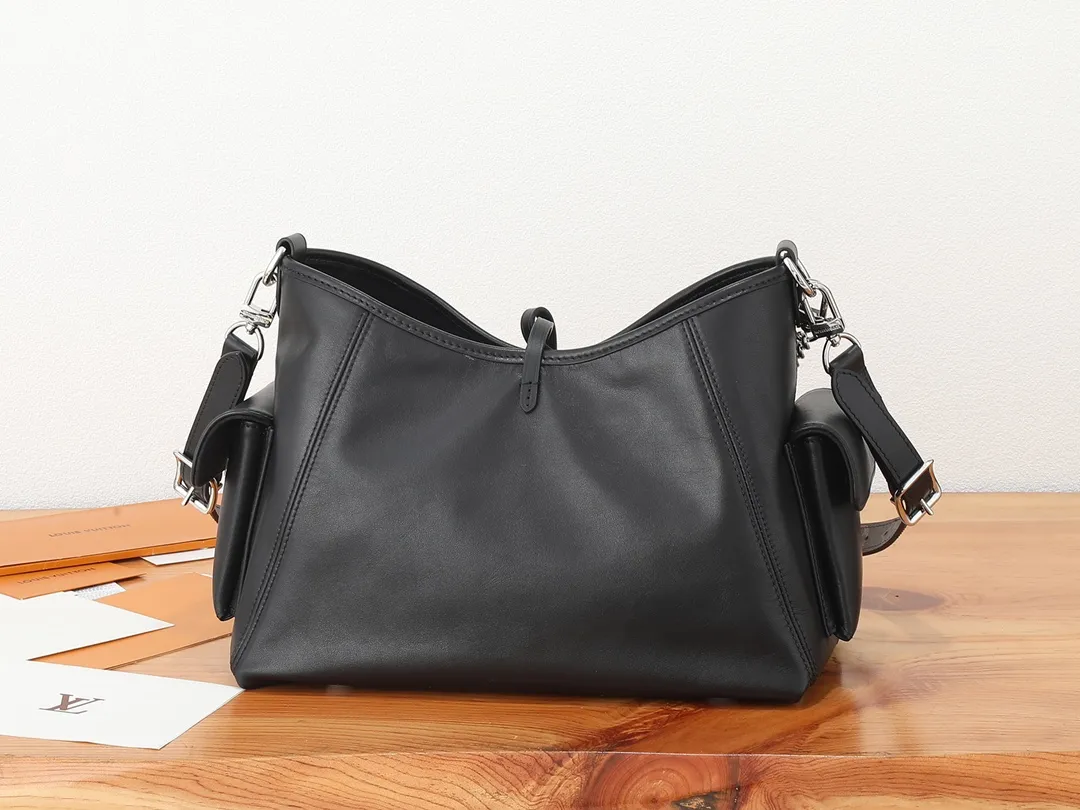 All Categories Official Website "Brand Women's Bags" Women's Bags 💙 LV LV 2026 New Crossbody Shoulder Bag