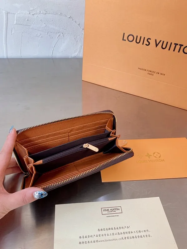 All categories Official website "Three-piece bag set" Three-piece set💖 LV 2023 new LV bag three-piece set wholesale