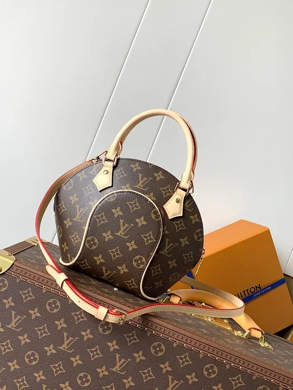 All Categories Official Website "Brand Women's Bags" Women's Bags 💙 LV 2026 New LV Crossbody Bag