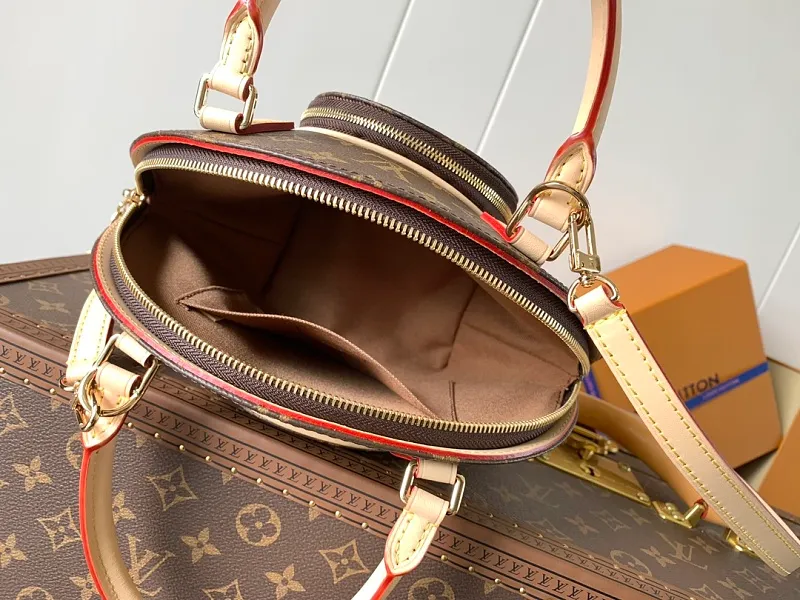 All Categories Official Website "Brand Women's Bags" Women's Bags 💙 LV 2026 New LV Crossbody Bag