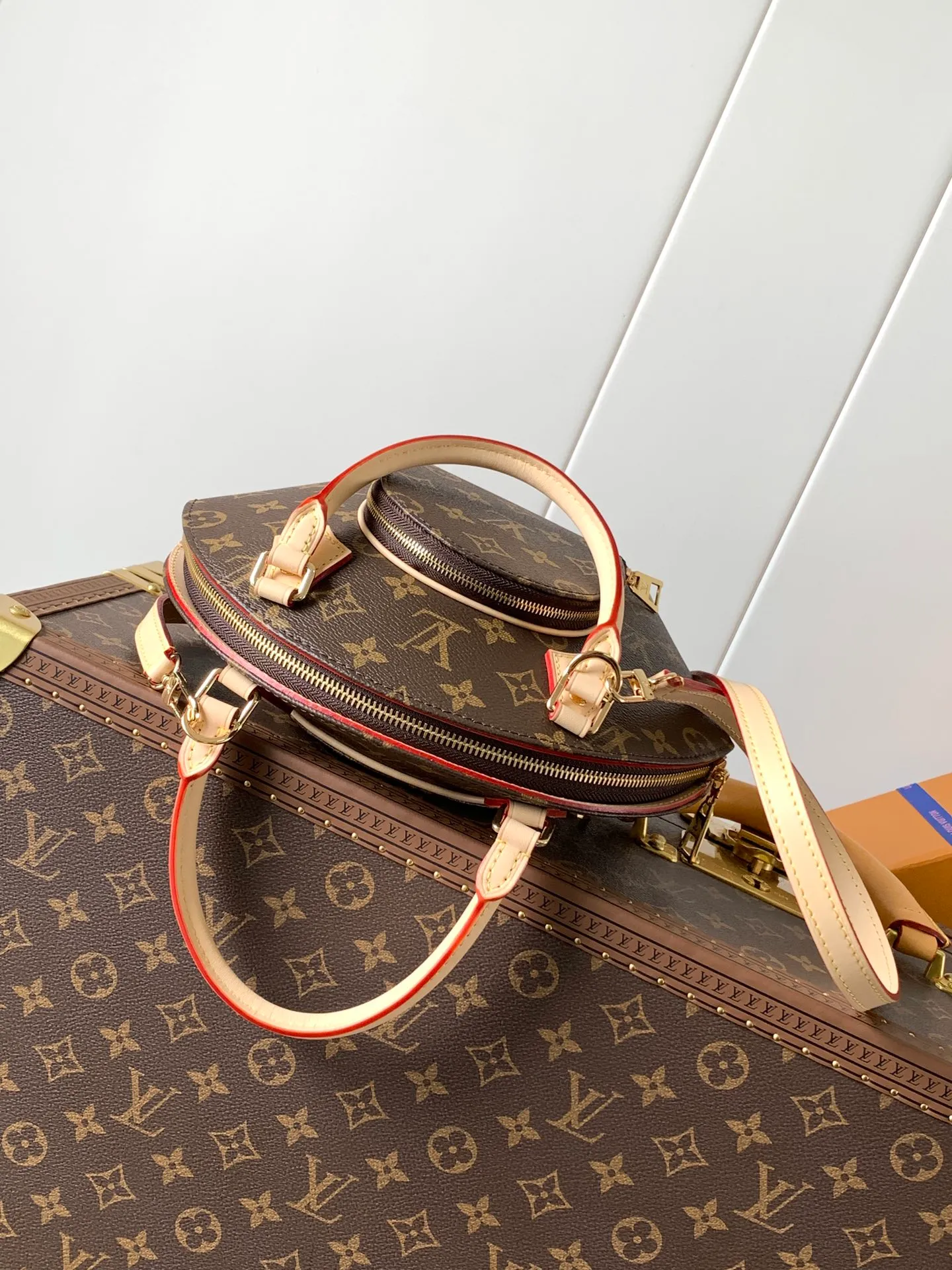 All Categories Official Website "Brand Women's Bags" Women's Bags 💙 LV 2026 New LV Crossbody Bag