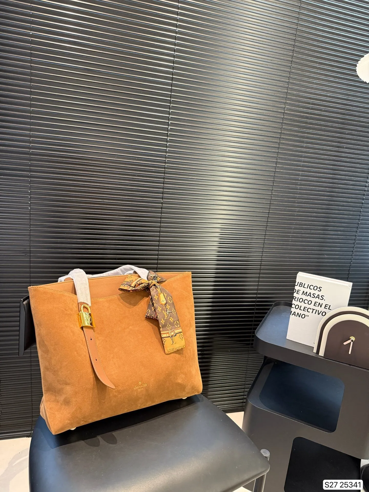 All Categories Official Website "Brand Women's Bags" Women's Bags 💙 LV 2025 New LV Suede Lock Armpit