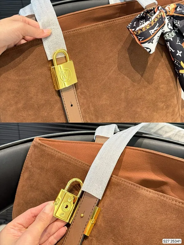 All Categories Official Website "Brand Women's Bags" Women's Bags 💙 LV 2025 New LV Suede Lock Armpit