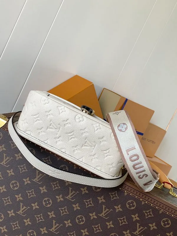 All Categories Official Website "Brand Women's Bags" Women's Bags 💙 LV 2026 New LV Crossbody Bag