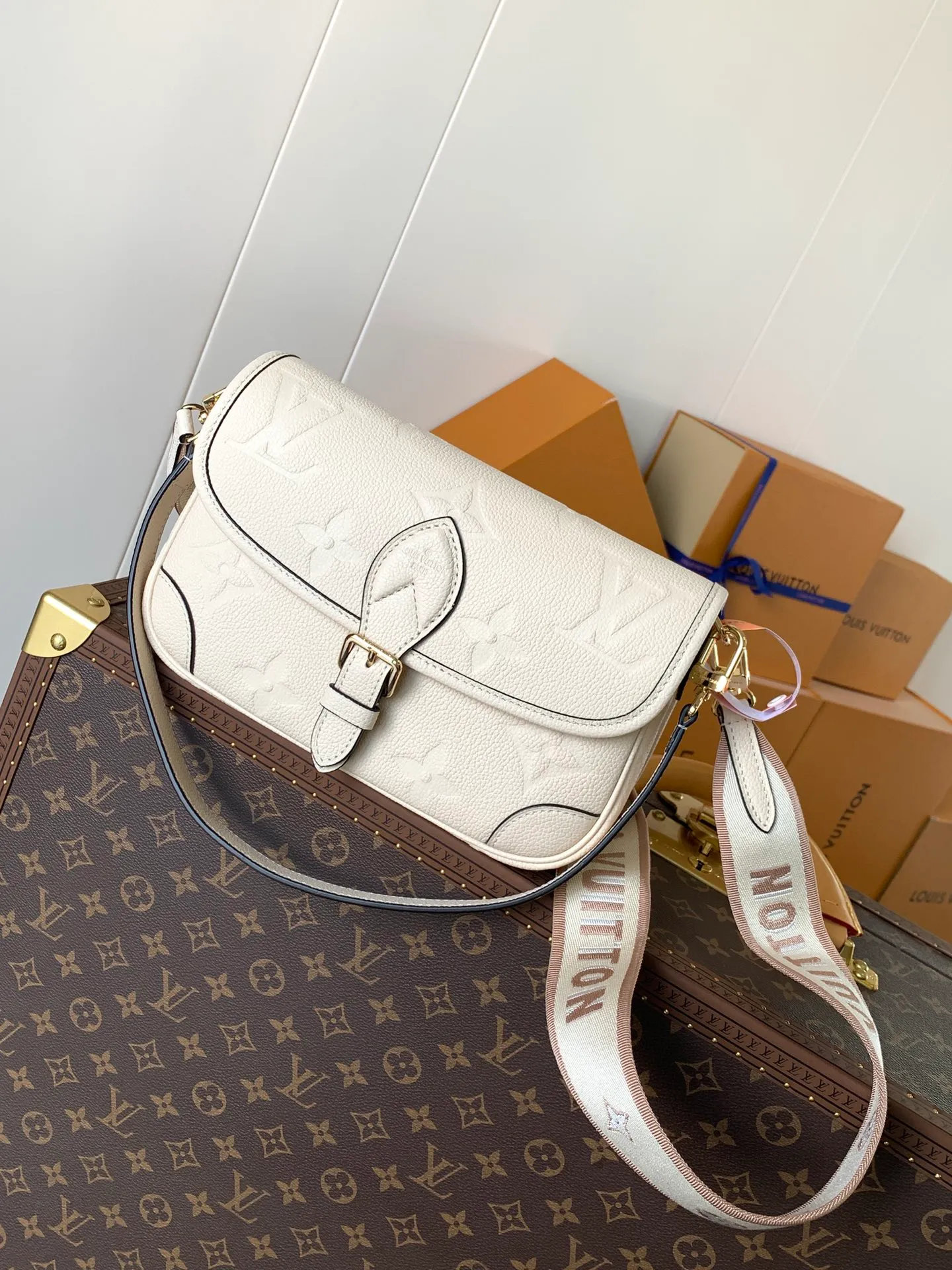 All Categories Official Website "Brand Women's Bags" Women's Bags 💙 LV 2026 New LV Crossbody Bag