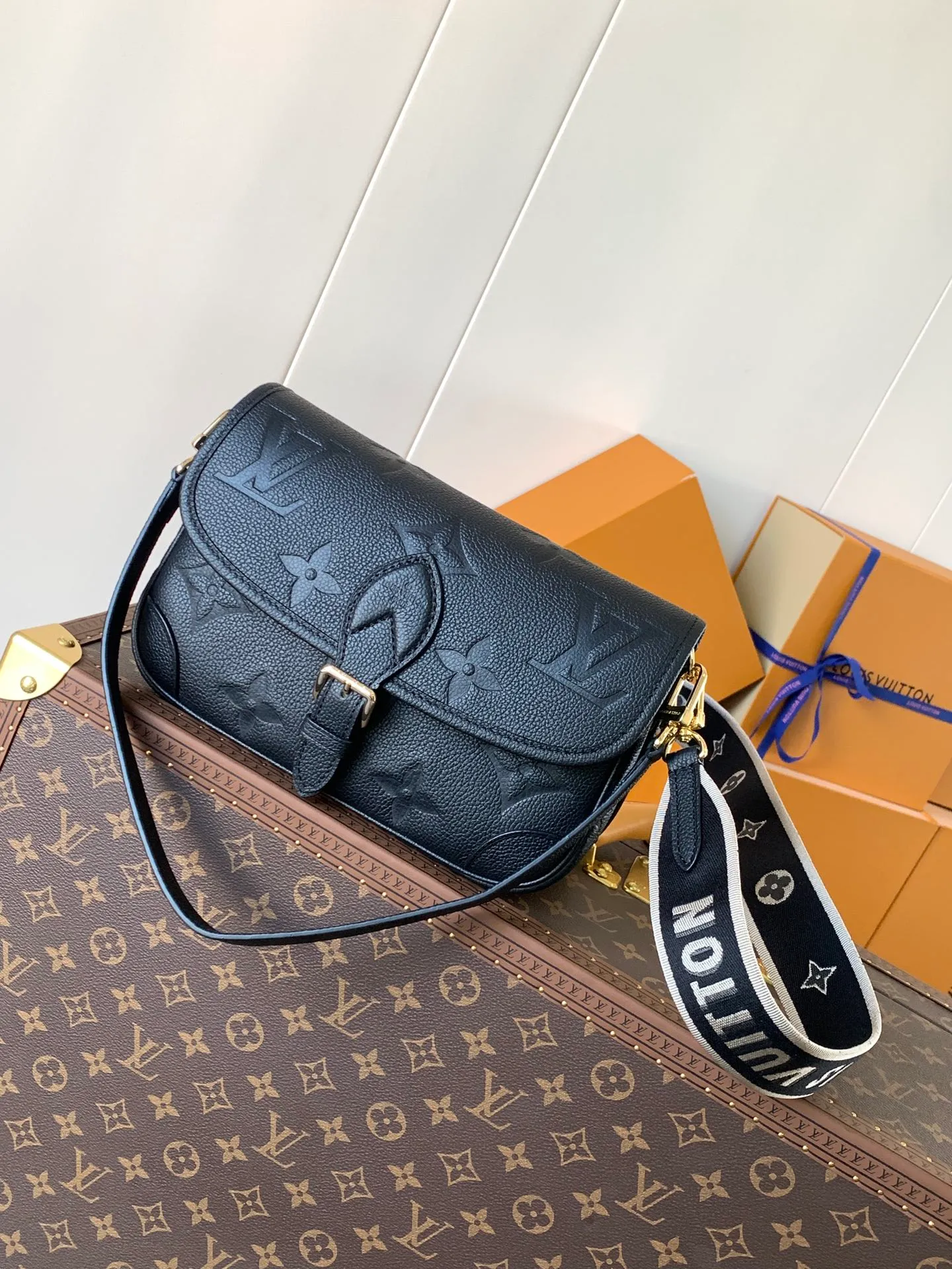 All Categories Official Website "Brand Women's Bags" Women's Bags 💙 LV 2026 New LV Crossbody Bag