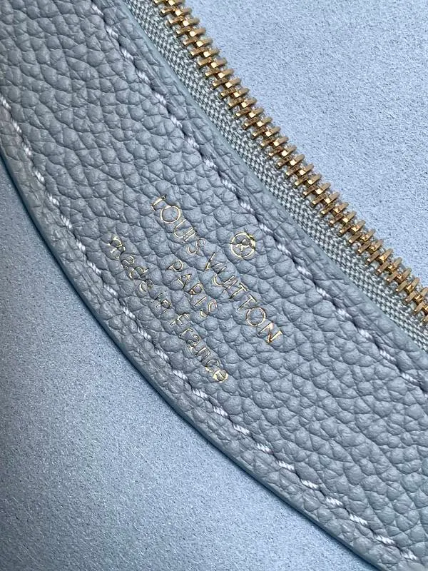 All Categories Official Website "Brand Women's Bags" Women's Bags 💙 LV 2026 New LV Crossbody Bag