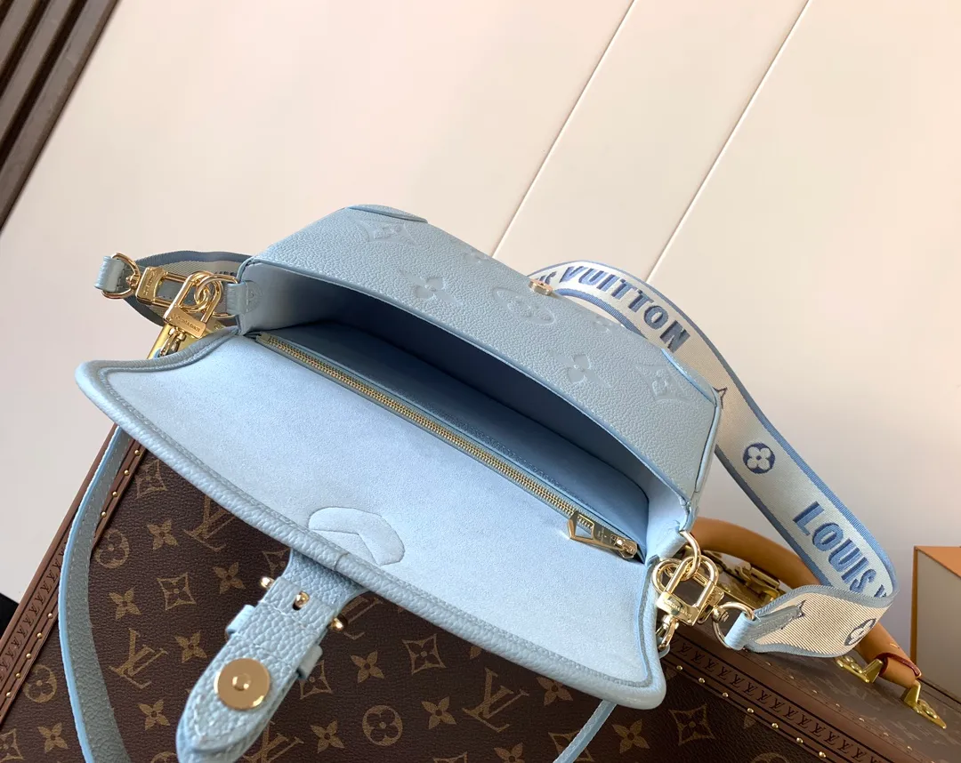 All Categories Official Website "Brand Women's Bags" Women's Bags 💙 LV 2026 New LV Crossbody Bag