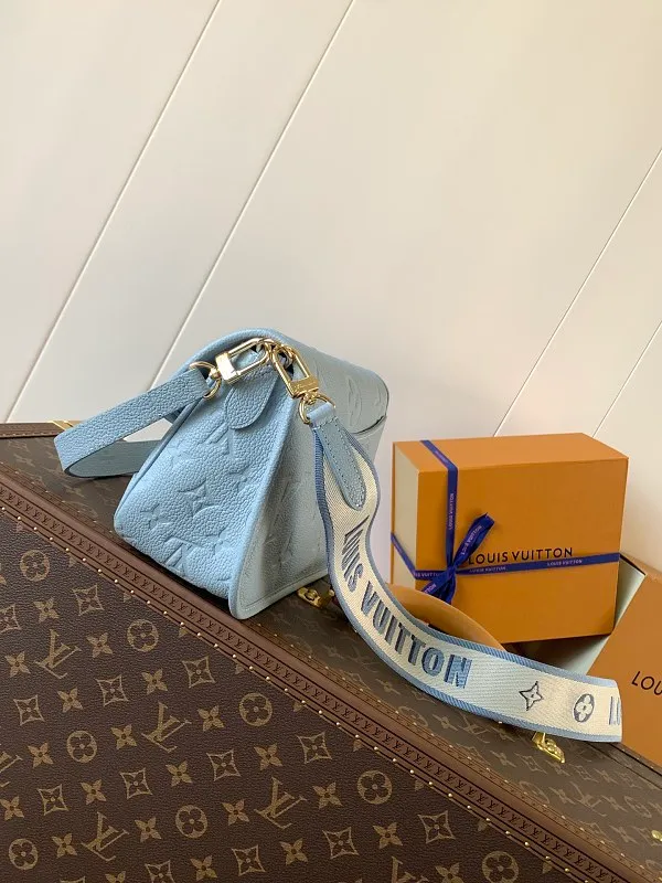 All Categories Official Website "Brand Women's Bags" Women's Bags 💙 LV 2026 New LV Crossbody Bag