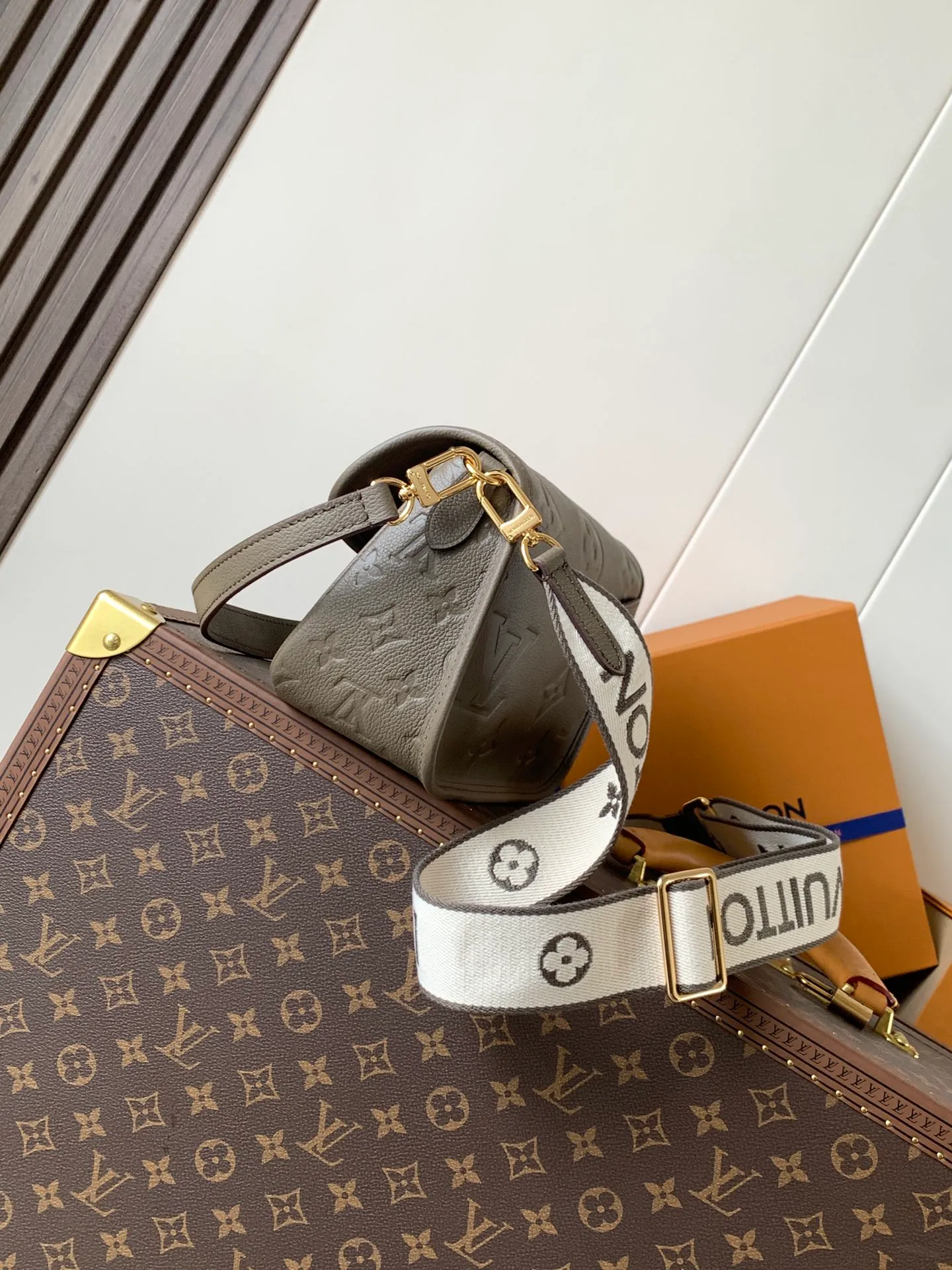 All Categories Official Website "Brand Women's Bags" Women's Bags 💙 LV 2026 New LV Crossbody Bag