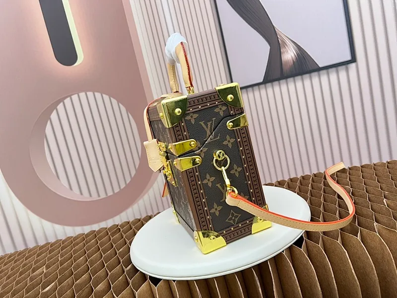 All Categories Official Website "Brand Women's Bags" Women's Bags 💙 LV 2023 New LV Crossbody Bag