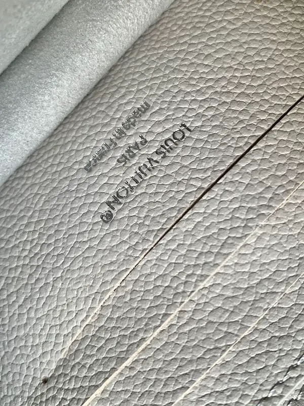 All Categories Official Website "Brand Women's Bags" Women's Bags 💙 LV 2026 New LV Crossbody Bag