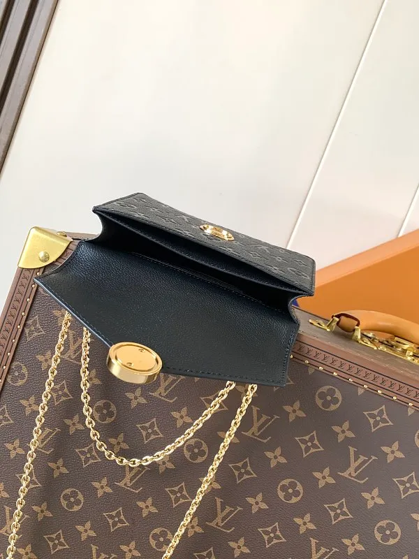All Categories Official Website "Brand Women's Bags" Women's Bags 💙 LV 2026 New LV Crossbody Bag