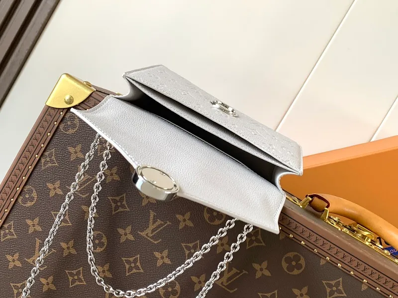 All Categories Official Website "Brand Women's Bags" Women's Bags 💙 LV 2026 New LV Crossbody Bag