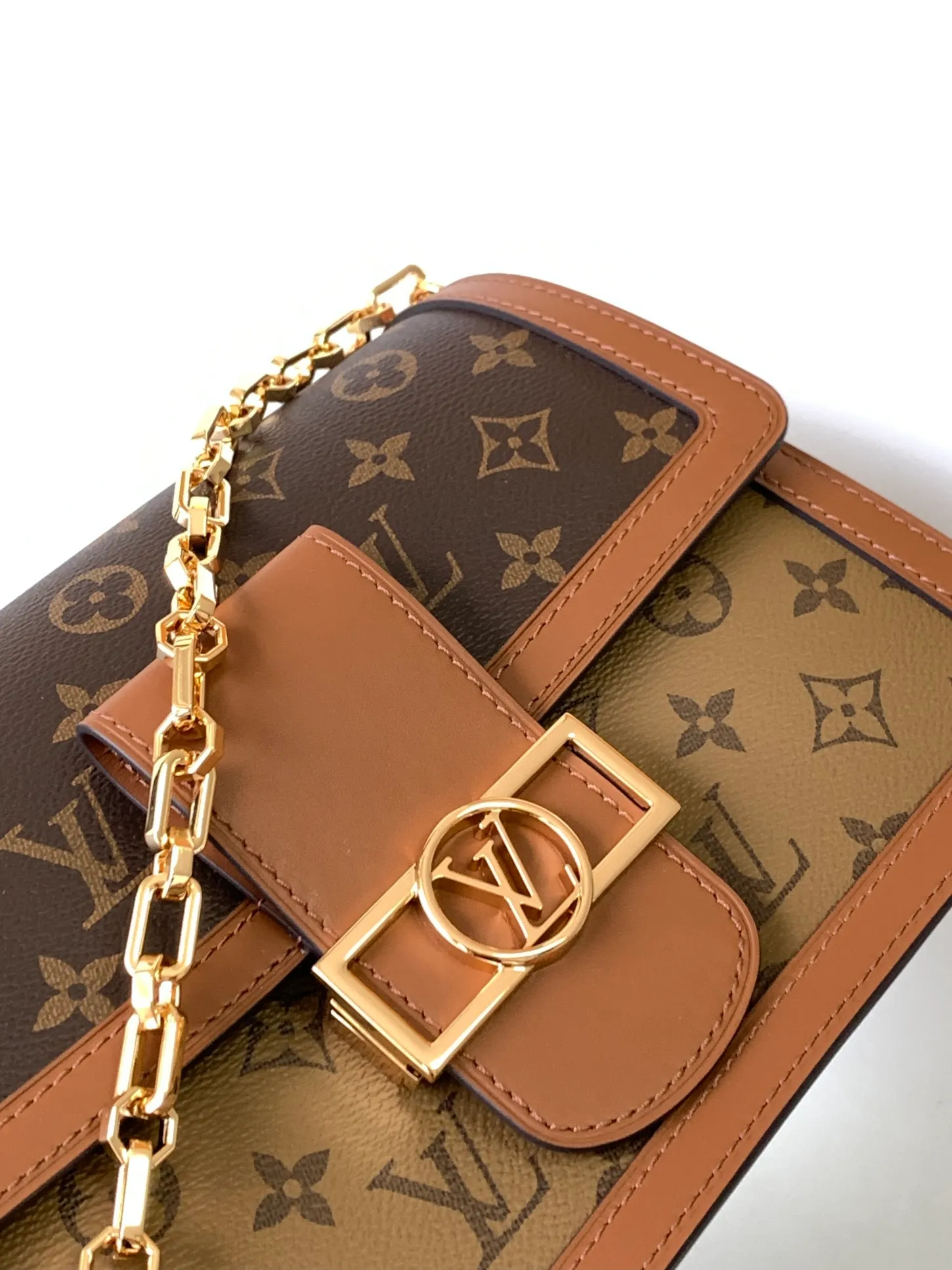All categories Official website "Brand Women's Bags" Women's Bags 💙 LV replica LV, fine imitation LV bags, LV shoulder bags, 2023 official latest version LV crossbody bag, bag factory, original material, size: 24.5-19-6CM