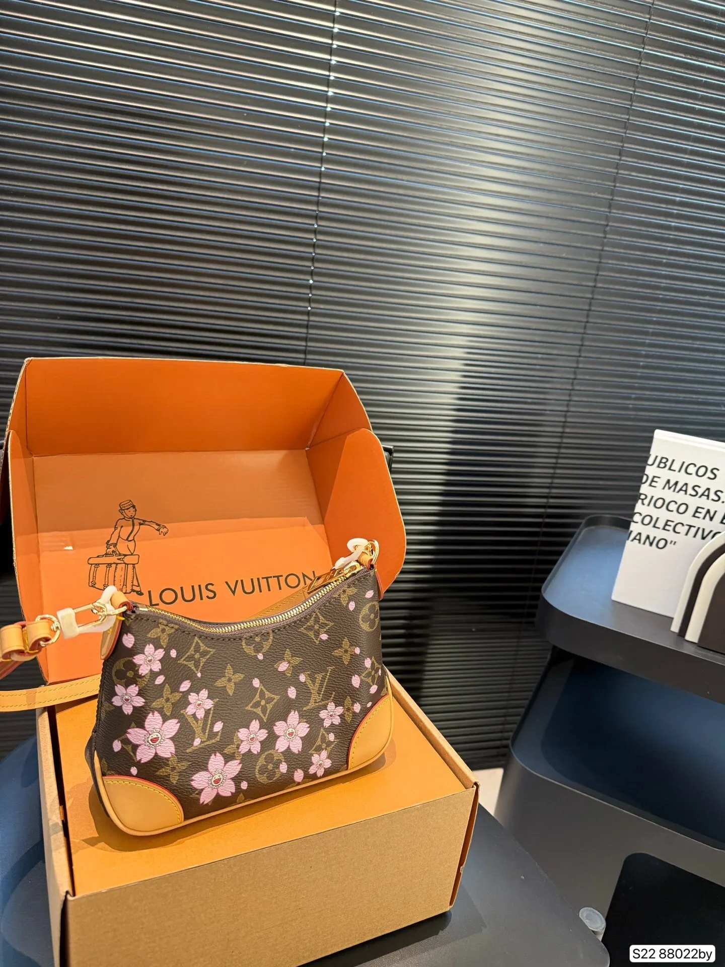 All Categories Official Website "Brand Women's Bags" Women's Bags 💙 LV 2025 New LV Crossbody Bag