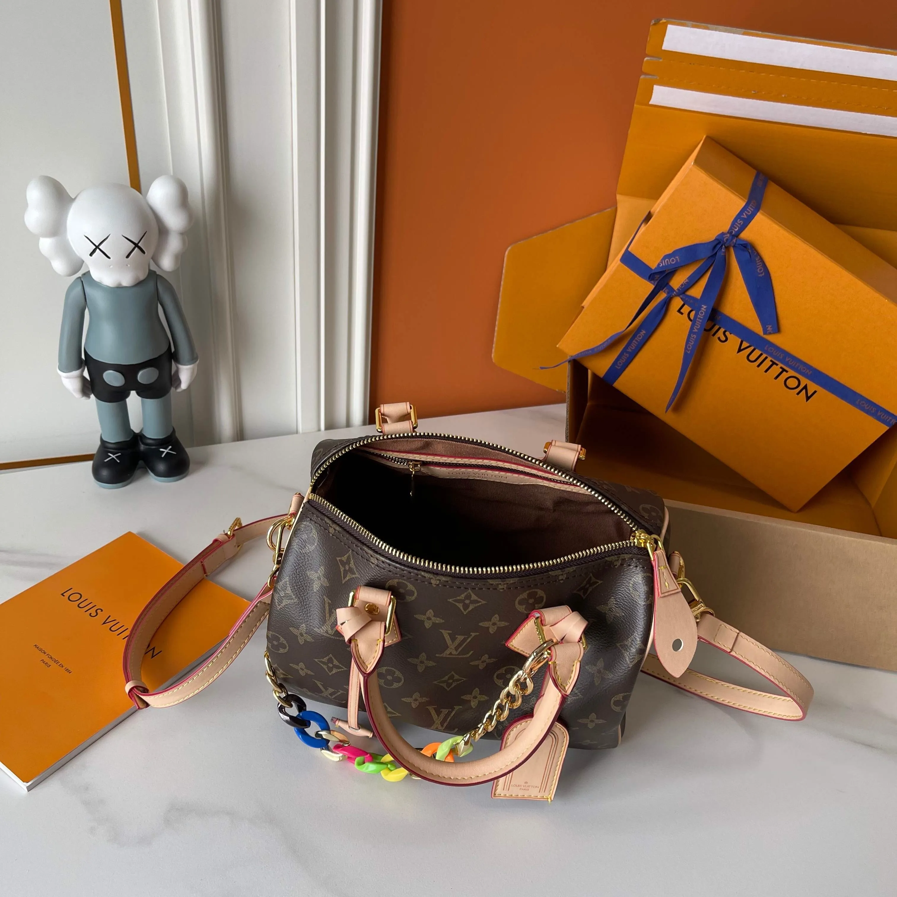 All Categories Official Website "Brand Women's Bags" Women's Bags 💙 LV 2025 New LV Crossbody Bag