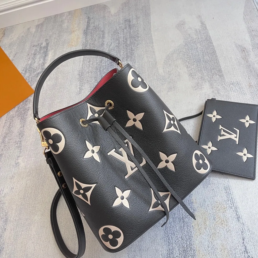 All Categories Official Website "Brand Women's Bags" Women's Bags 💙 LV 2025 New LV Crossbody Bag