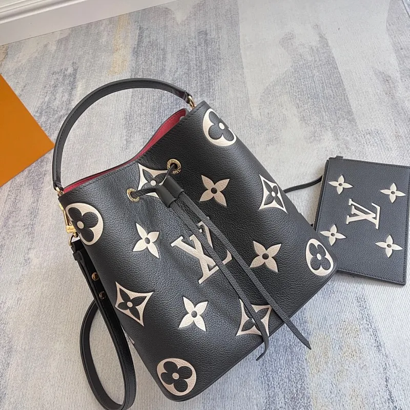 All Categories Official Website "Brand Women's Bags" Women's Bags 💙 LV 2025 New LV Crossbody Bag
