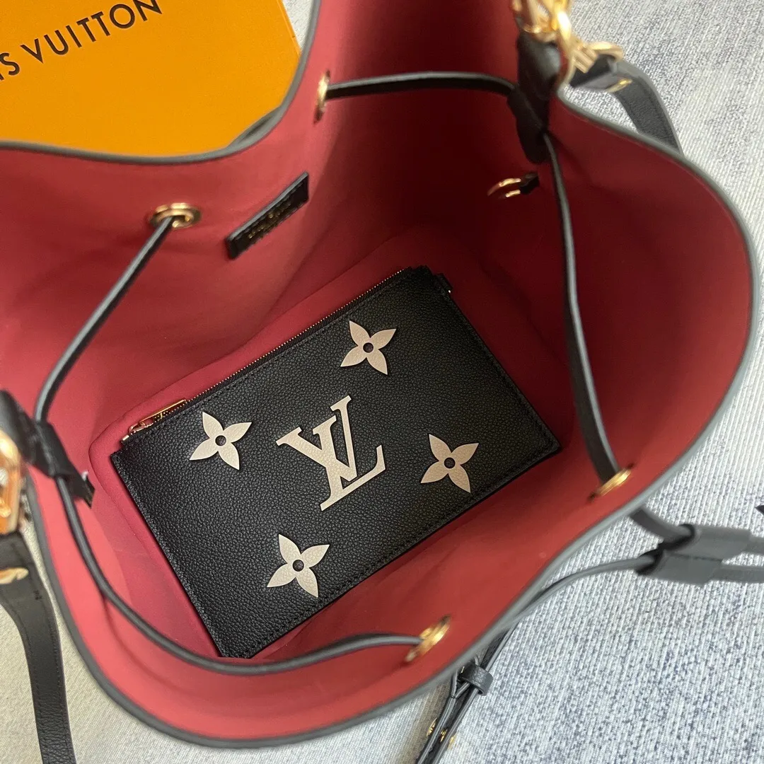 All Categories Official Website "Brand Women's Bags" Women's Bags 💙 LV 2025 New LV Crossbody Bag