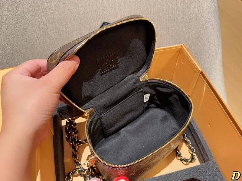 All categories Official website "Brand Women's Bags" Women's Bags 💙 LV 2025 new LV set box vanity cosmetic bag cosmetic case