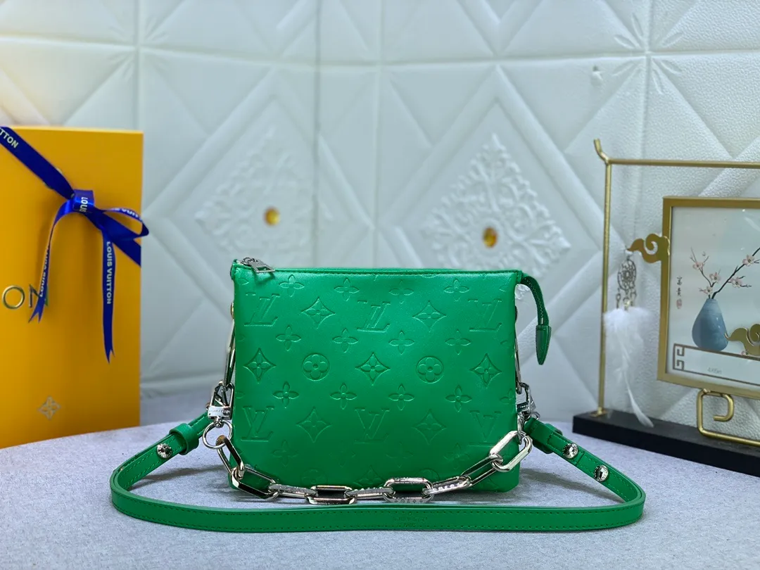All categories Official website "Brand Women's Bags" Women's Bags 💙 LV Coussin BB handbags made a splash at the 2021 spring and summer fashion show. Monogram embossed puffy sheepskin creates a pillow-shaped structure that brings an edgy edge to a simple design. It can be worn cross-body using the shoulder strap or transformed into a chain baguette bag, or can be carried under the arm. Detailed features 20 x 16