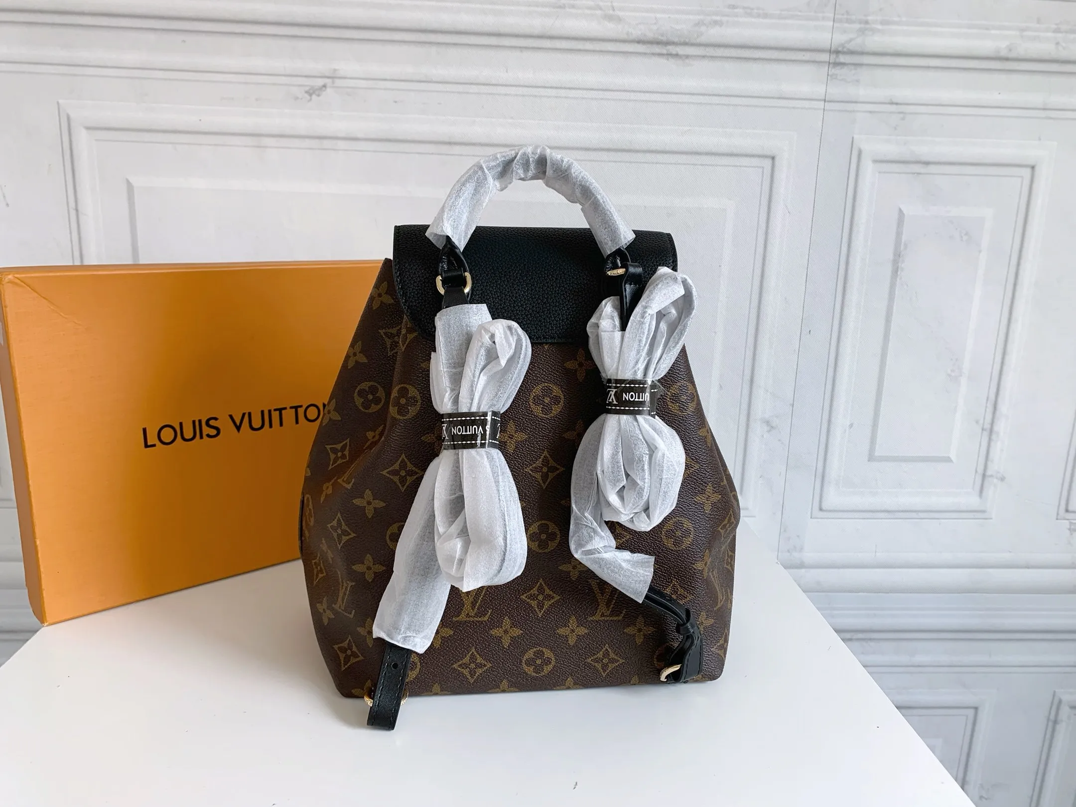 All categories Official website "Brand Women's Bags" Women's Bags 💙 LV 2022 official new LV backpack wholesale 58001600 High quality Size: 27.5-33-14 CM