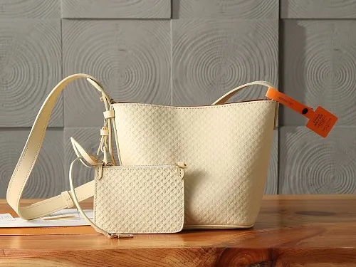 All Categories Official Website "Brand Women's Bags" Women's Bags 💙 LV LV 2026 New Crossbody Shoulder Bag