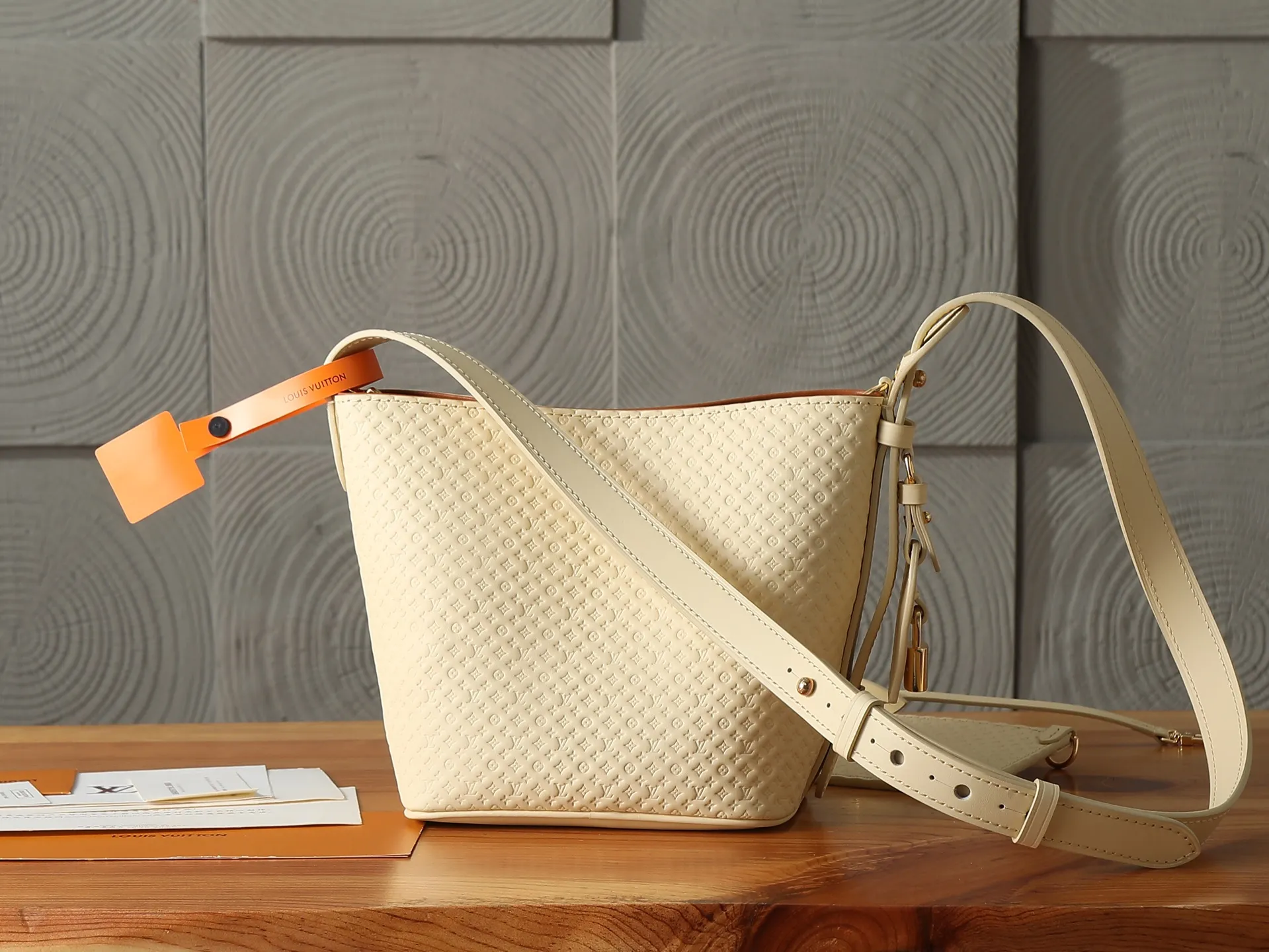 All Categories Official Website "Brand Women's Bags" Women's Bags 💙 LV LV 2026 New Crossbody Shoulder Bag