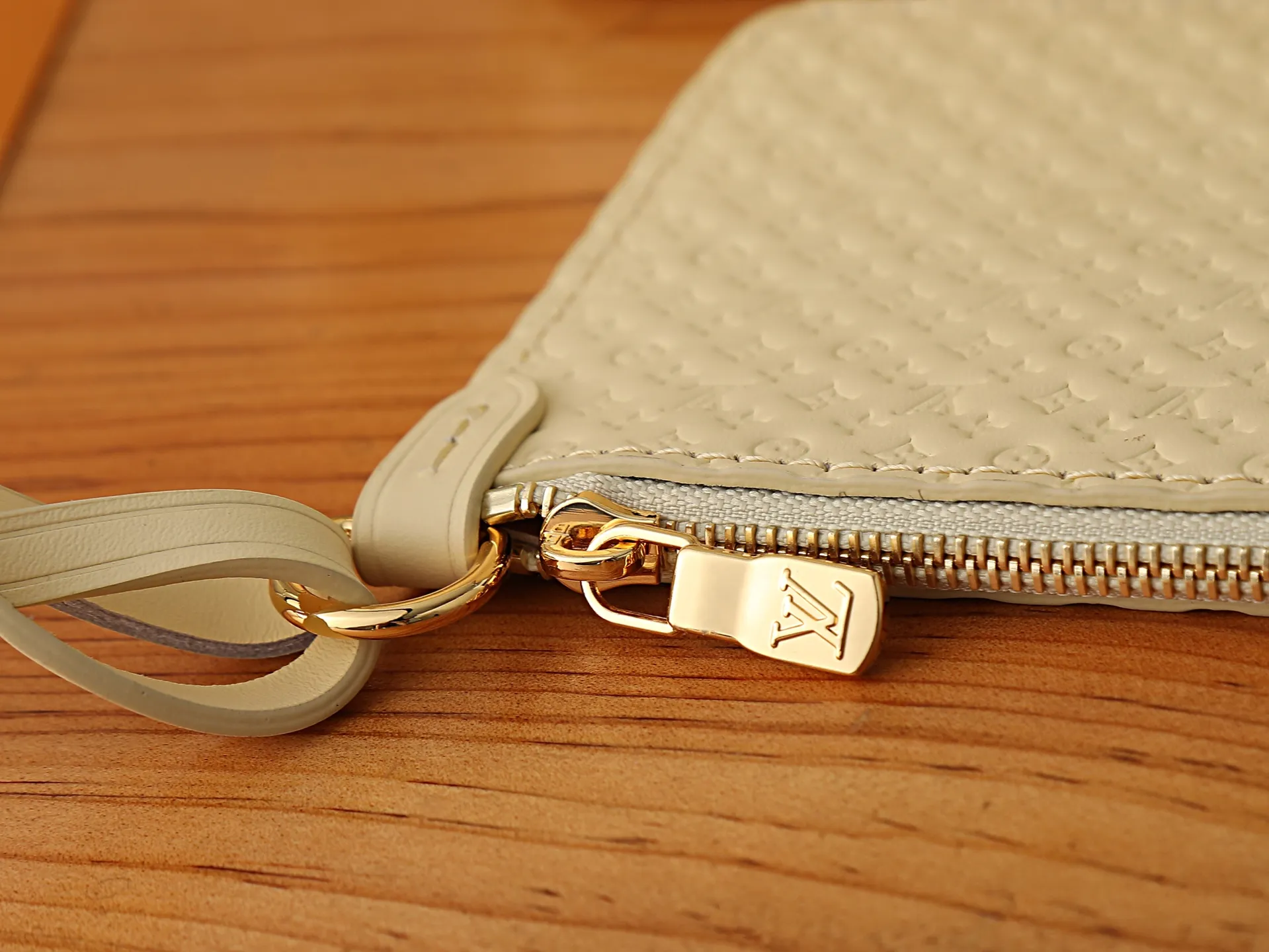 All Categories Official Website "Brand Women's Bags" Women's Bags 💙 LV LV 2026 New Crossbody Shoulder Bag