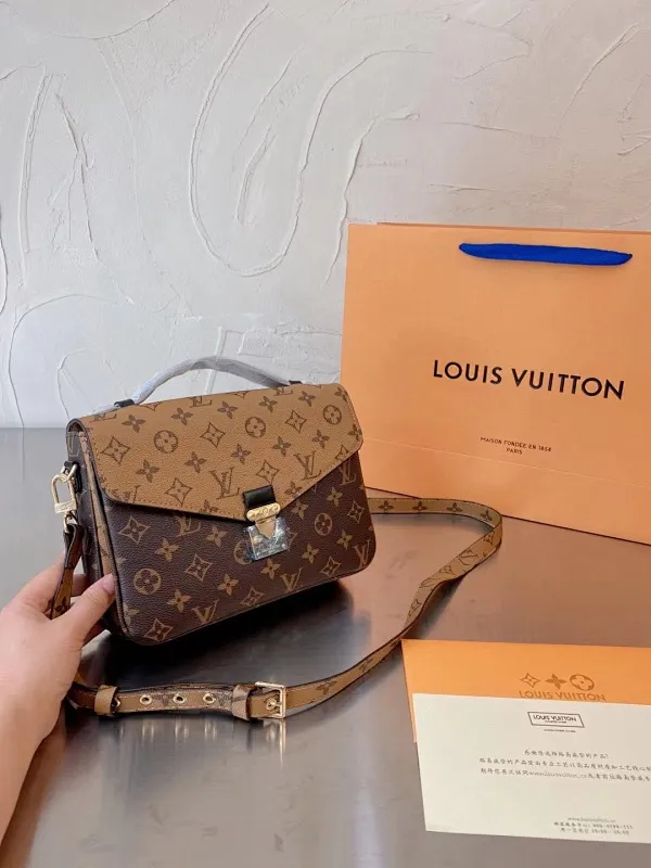 All categories Official website "Three-piece bag set" Three-piece set💖 LV 2023 new LV bag three-piece set wholesale