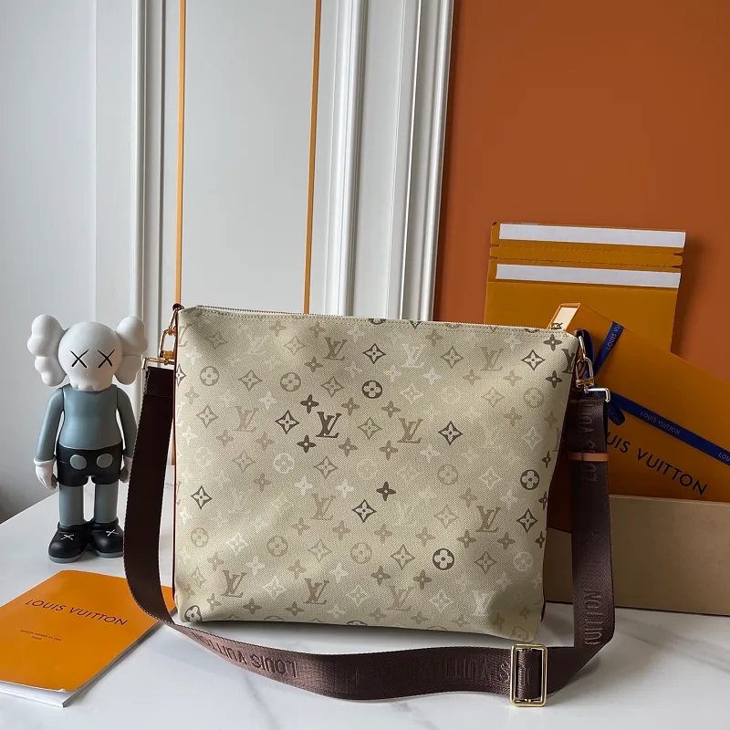 All Categories Official Website "Brand Women's Bags" Women's Bags 💙 LV LV 2026 New Crossbody Shoulder Bag