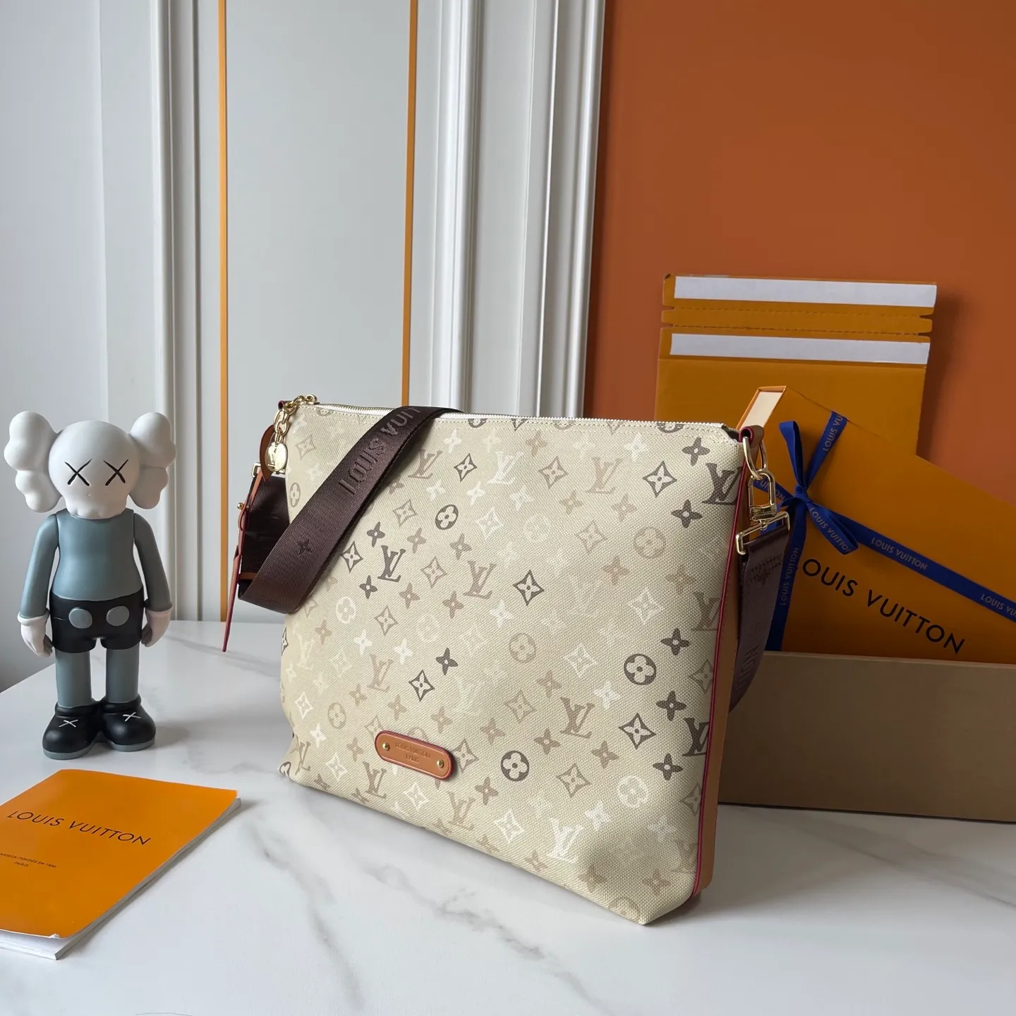 All Categories Official Website "Brand Women's Bags" Women's Bags 💙 LV LV 2026 New Crossbody Shoulder Bag