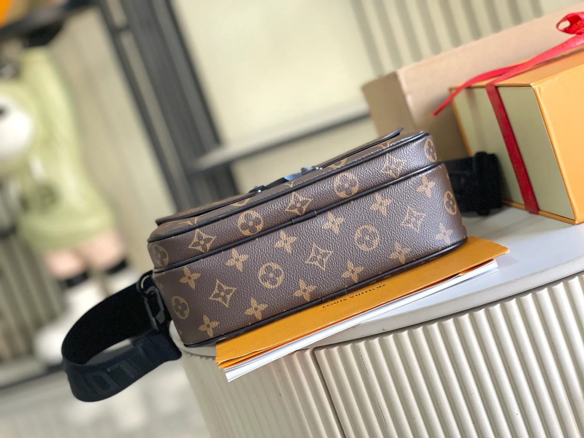 All Categories 💚 Authentic Grade Bags 💚 LV 2026 New LV Top Replica Crossbody Shoulder Bag