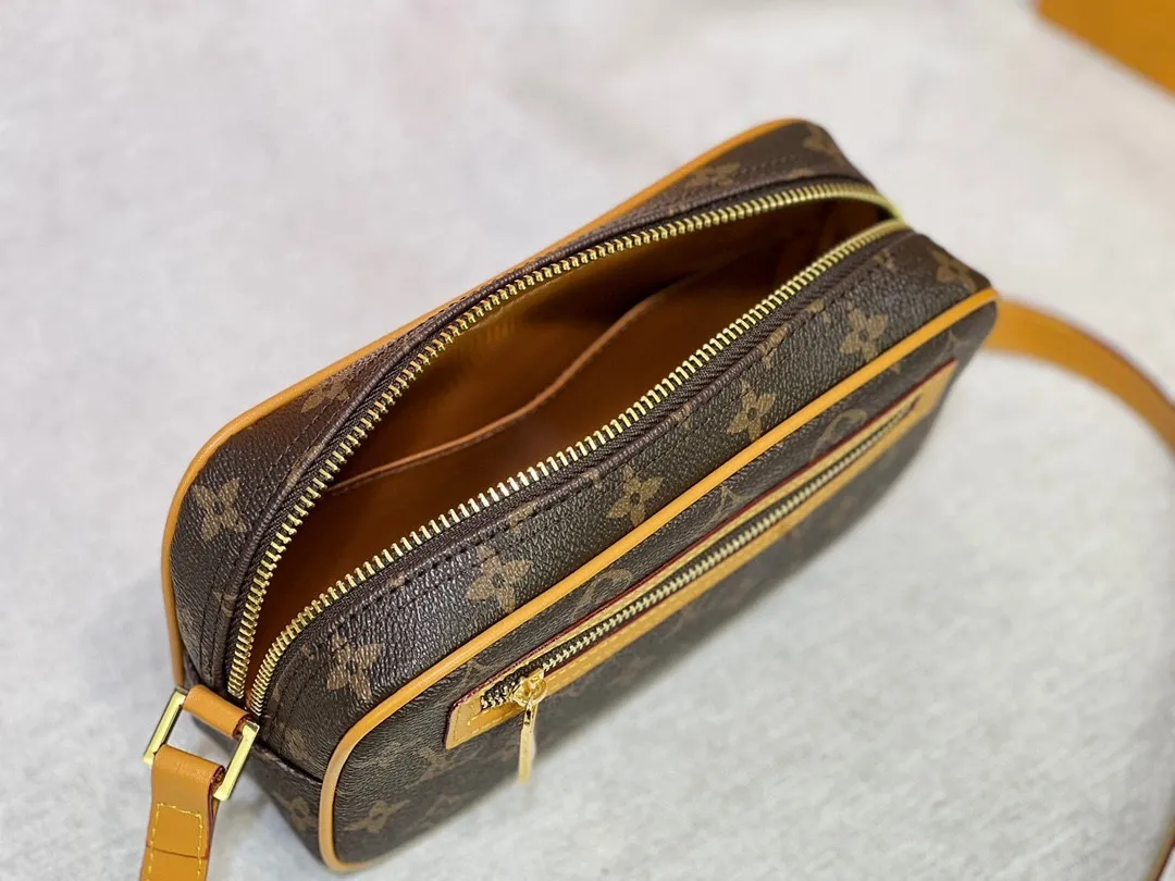 All categories Official website "Brand Women's Bags" Women's Bags 💙 LV replica LV, fine imitation LV bags, LV shoulder bags, 2023 official latest version LV crossbody bag, bag factory, original material, size: 22-6-11.5CM