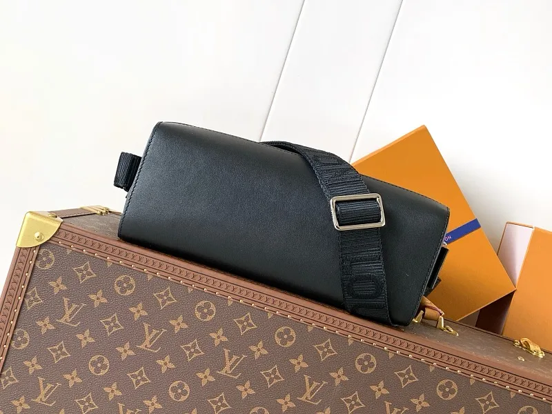 All Categories Official Website "Brand Women's Bags" Women's Bags 💙 LV 2026 New LV Crossbody Bag