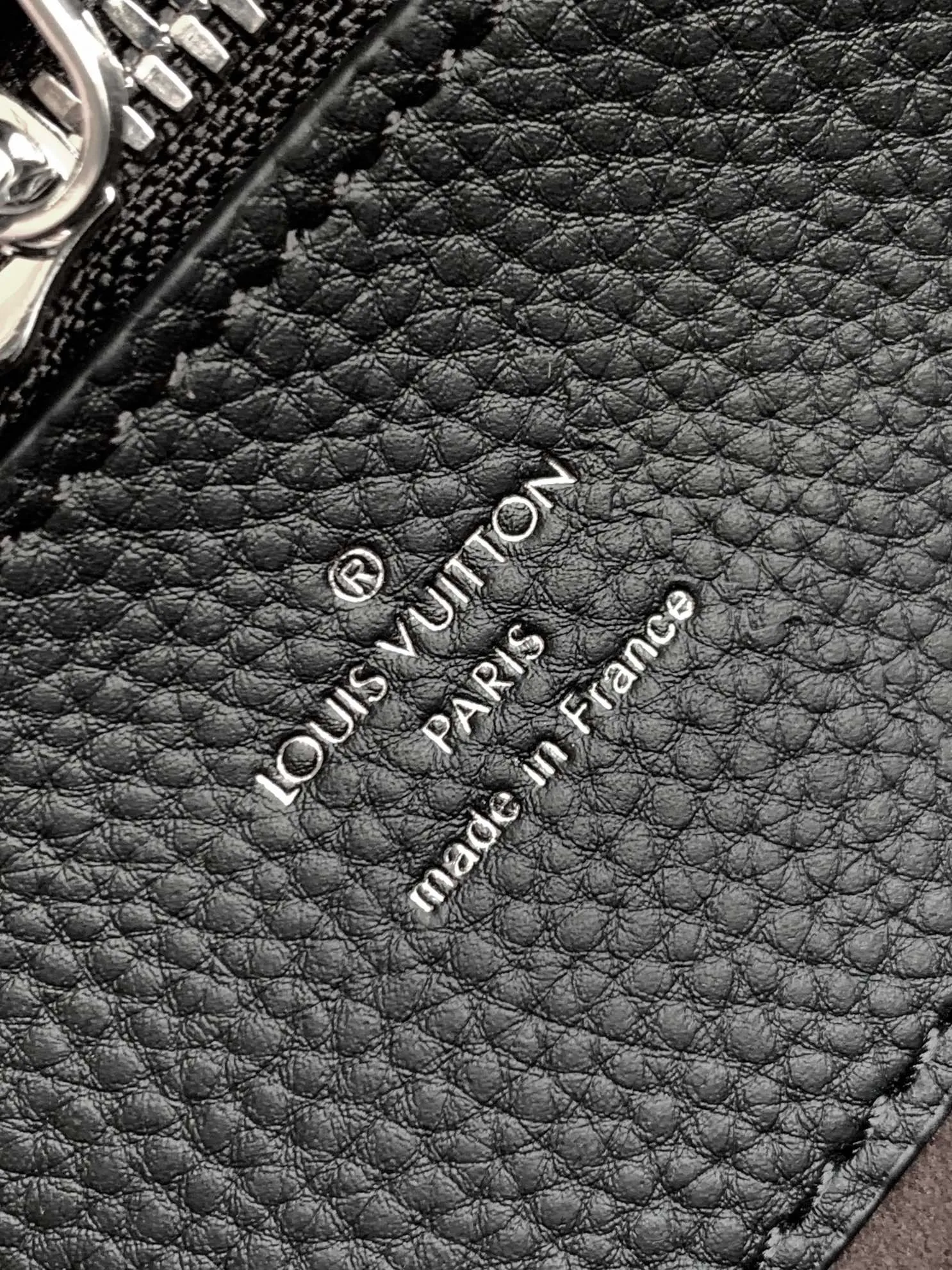 All categories Official website "Brand Women's Bags" Women's Bags 💙 LV 2026 new LV hand-held crossbody bag