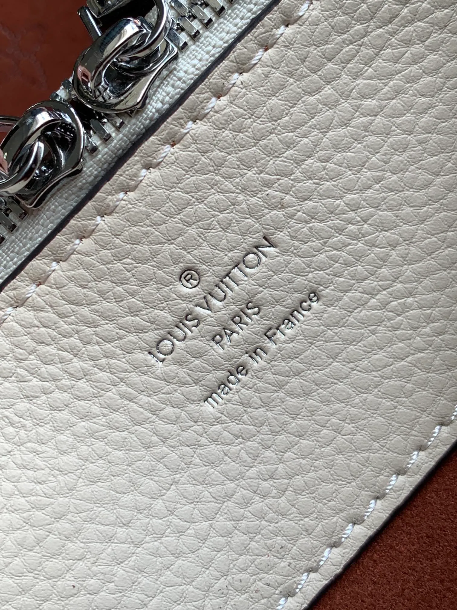 All categories Official website "Brand Women's Bags" Women's Bags 💙 LV 2026 new LV hand-held crossbody bag