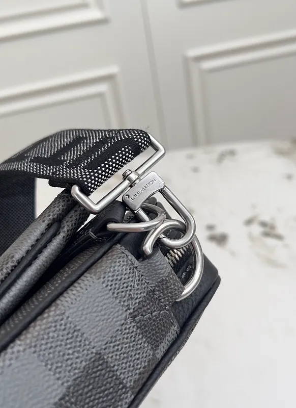 All Categories Official Website "Brand Women's Bags" Women's Bags 💙 LV 2026 New LV Crossbody Bag