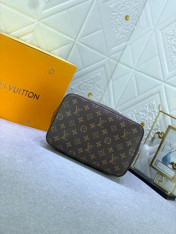 All Categories Official Website "Brand Women's Bags" Women's Bags 💙 LV 2024 New LV Crossbody Bag