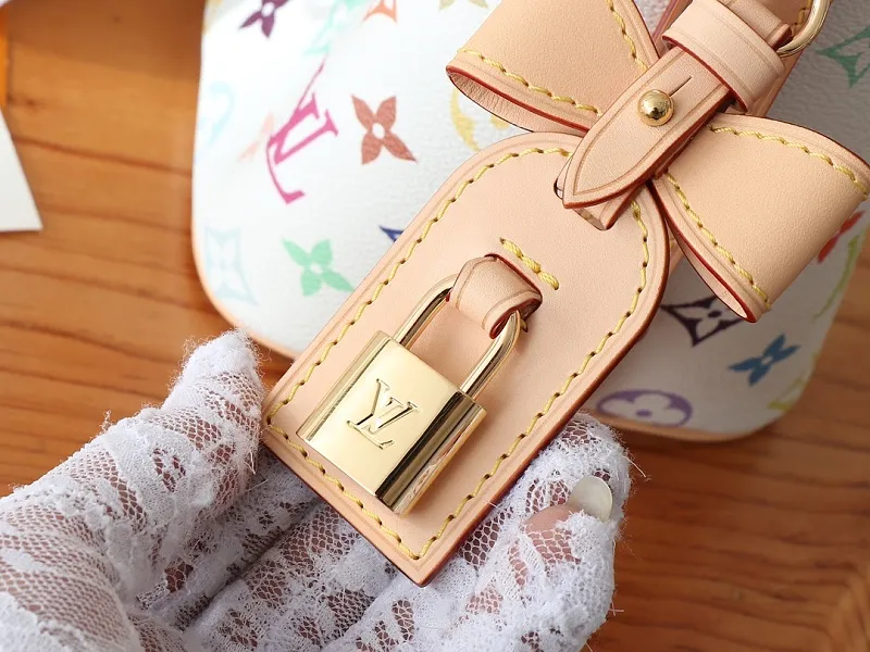 All Categories Official Website "Brand Women's Bags" Women's Bags 💙 LV LV 2026 New Crossbody Shoulder Bag