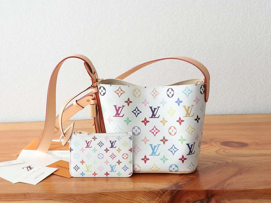 All Categories Official Website "Brand Women's Bags" Women's Bags 💙 LV LV 2026 New Crossbody Shoulder Bag
