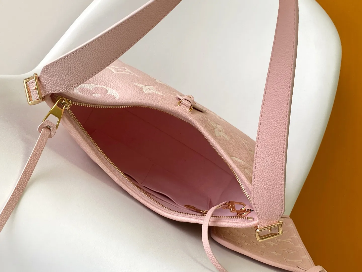 All Categories Official Website "Brand Women's Bags" Women's Bags 💙 LV 2026 New LV Underarm Bag