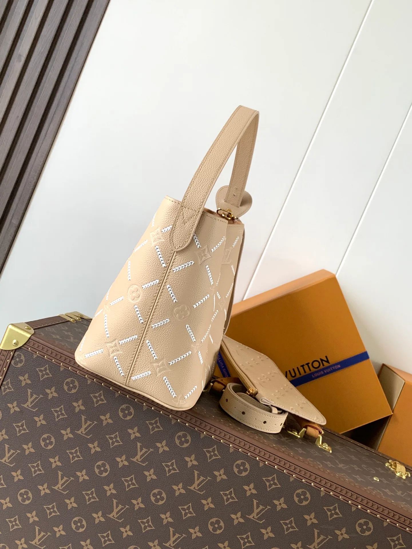 All Categories Official Website "Brand Women's Bags" Women's Bags 💙 LV 2026 New LV Crossbody Bag