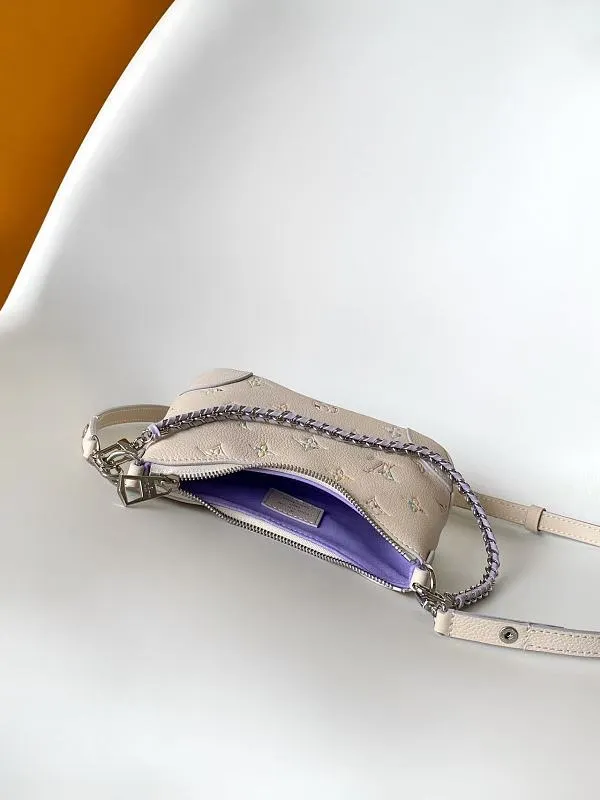 All categories Official website "Brand Women's Bags" Women's Bags 💙 LV LV2026 new crossbody bag