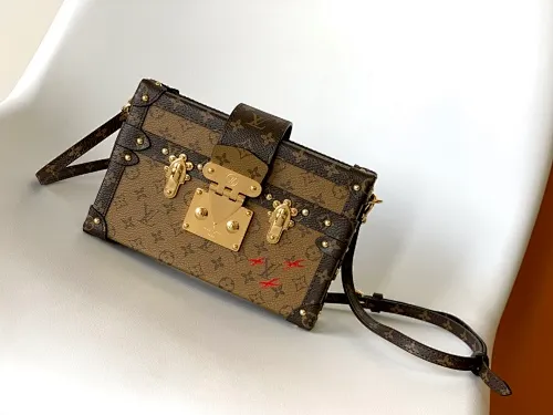 All categories Official website "Brand Women's Bags" Women's Bags 💙 LV replica LV, fine imitation LV bags, LV shoulder bags, 2023 official latest version LV crossbody bag, bag factory, original material, size: 20-12.5-6CM