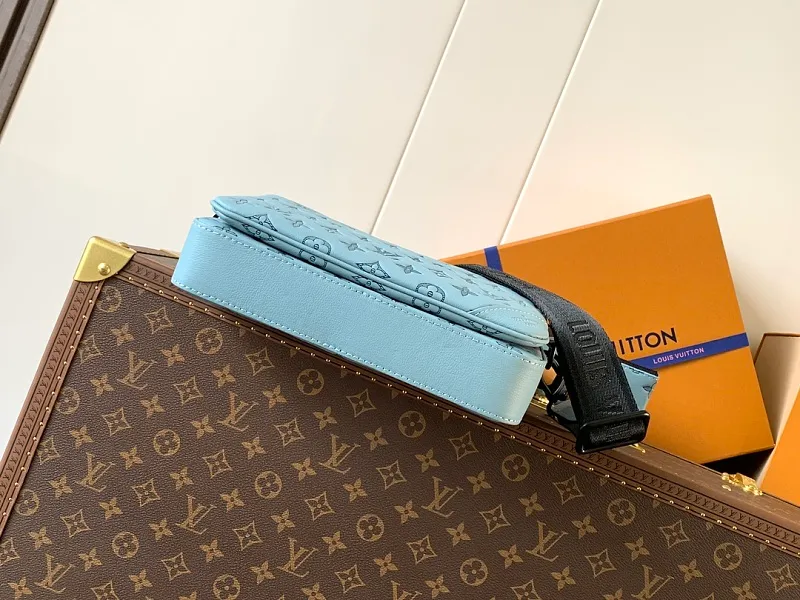 All Categories Official Website "Brand Women's Bags" Women's Bags 💙 LV 2026 New LV Crossbody Bag