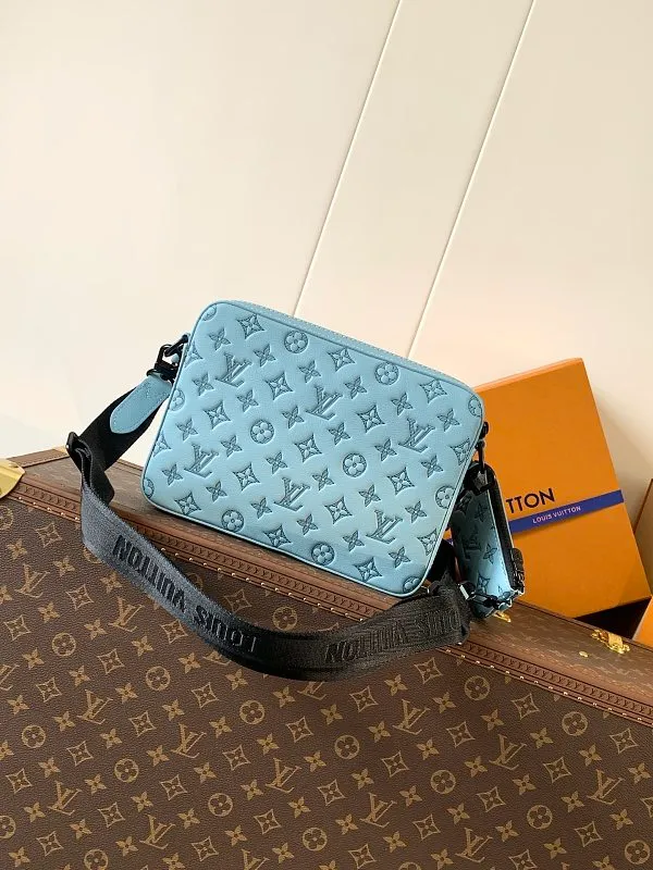 All Categories Official Website "Brand Women's Bags" Women's Bags 💙 LV 2026 New LV Crossbody Bag
